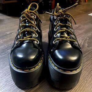 Dr Marten 5-eye max buttero leather platform shoes